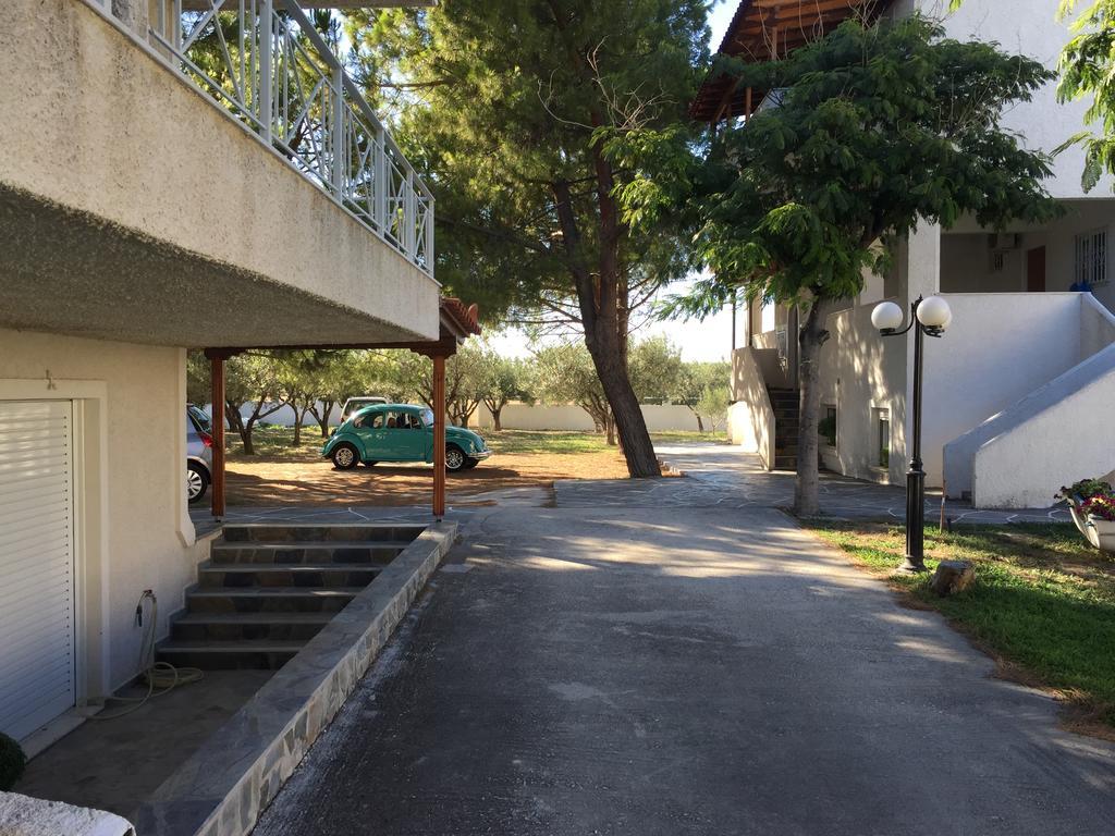 Phoenix Beachside Condos Kokkónion 외부 사진
